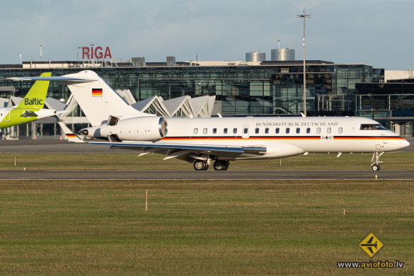 Bombardier Global 6000 (BD-700-1A10)